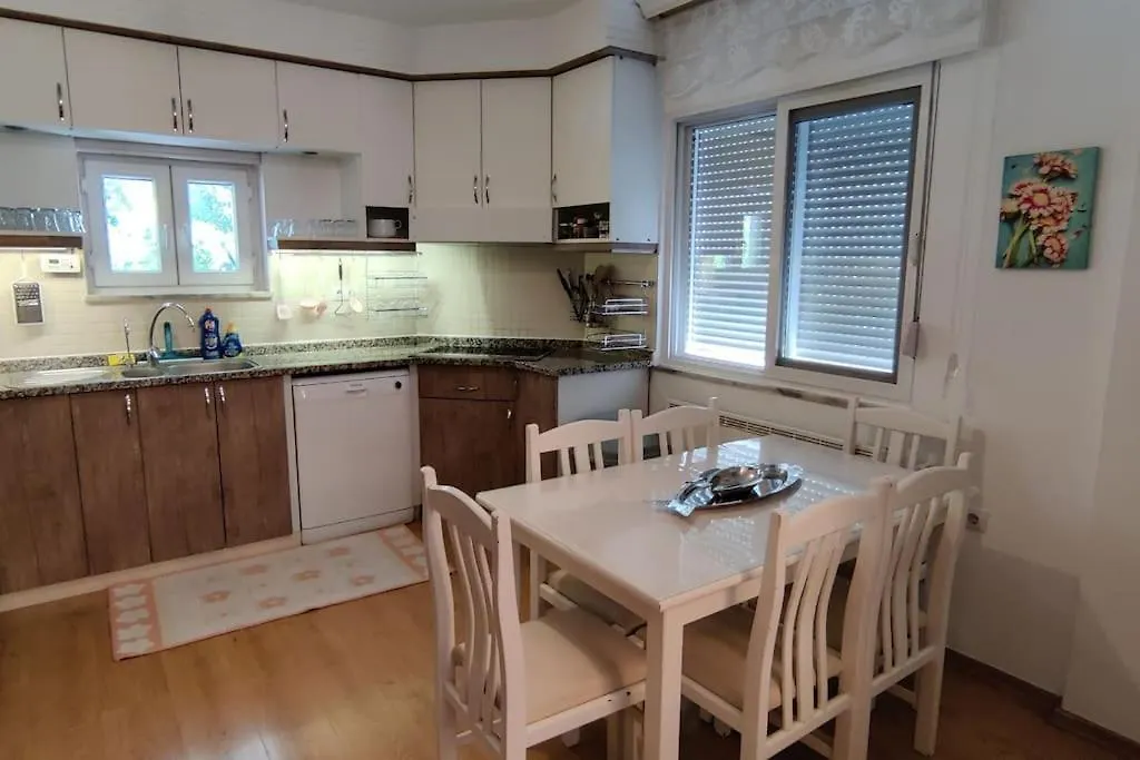 Arslan Villa With Pool Marmaris