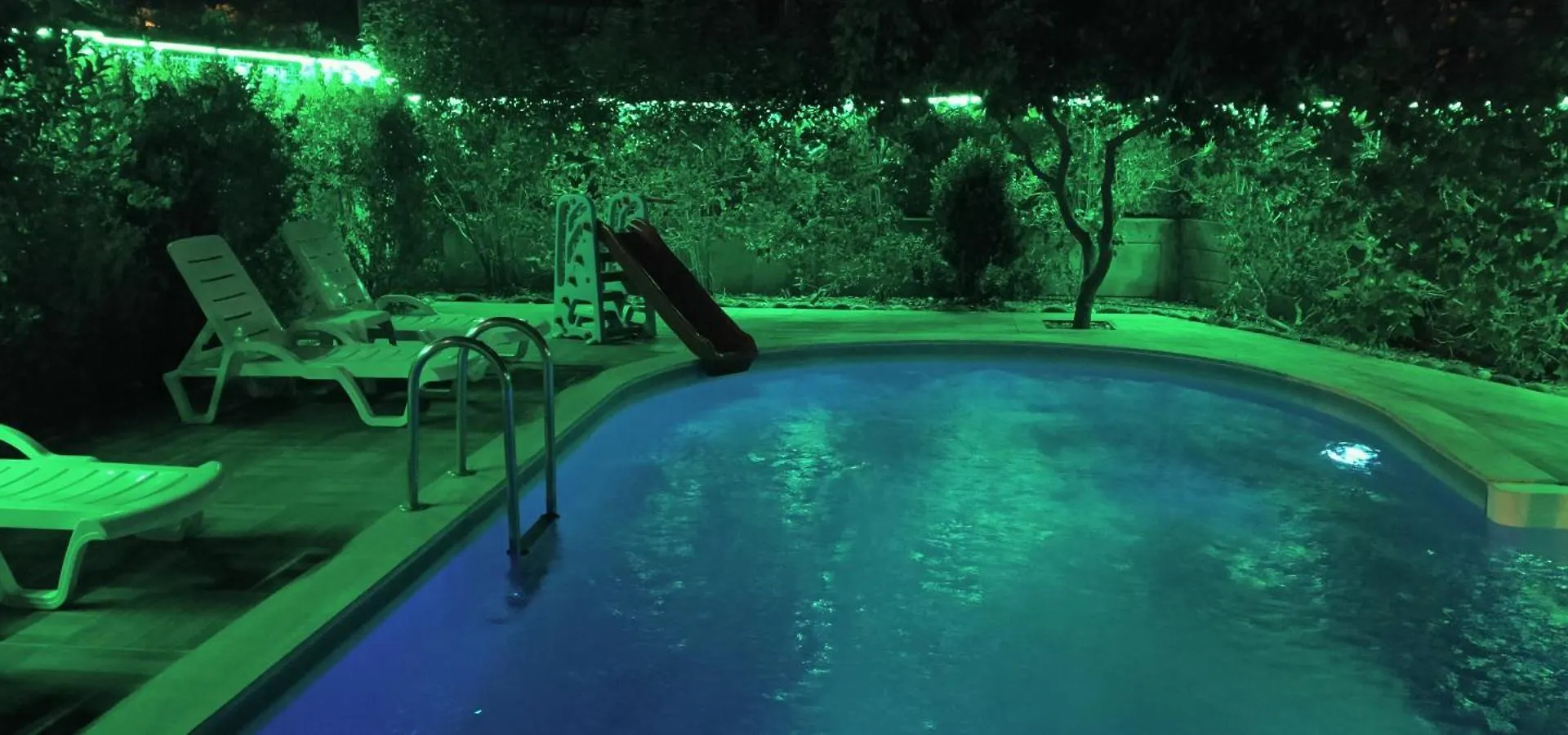 Arslan Villa With Pool Мармарис
